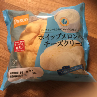 「Pasco ホイップメロンパン チーズクリーム 袋1個」のクチコミ画像 by ma15caさん
