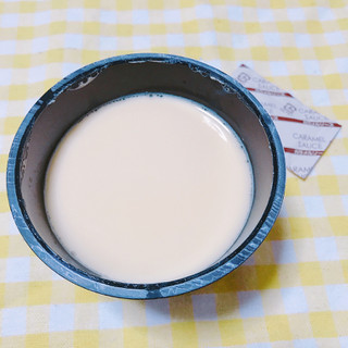 「プレミアムセレクト 卵とミルクのカスタードプリン」のクチコミ画像 by レビュアーさん