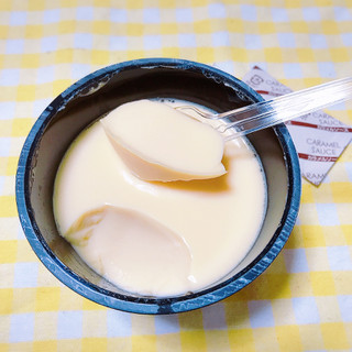 「プレミアムセレクト 卵とミルクのカスタードプリン」のクチコミ画像 by レビュアーさん
