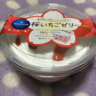 「モンテール 小さな洋菓子店 桜いちごゼリー カップ1個」のクチコミ画像 by まえ子んさん