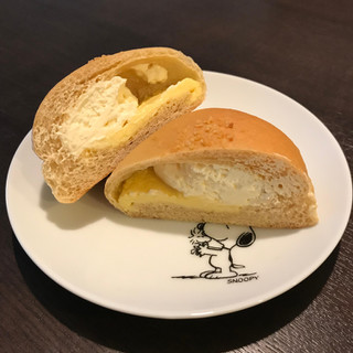「ローソン NL ブランのダブルクリームパン」のクチコミ画像 by すずしろさん