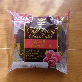 「フジパン Wベリーチョコケーキ 袋1個」のクチコミ画像 by emaさん