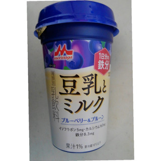 「森永 豆乳とミルク ブルーベリー＆プルーン カップ240ml」のクチコミ画像 by レビュアーさん
