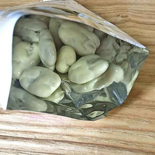 「無印良品 ホワイトチョコがけピーカンナッツ 袋48g」のクチコミ画像 by もみぃさん