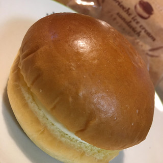 「赤城 ブリオッシュパンアイス 袋45ml」のクチコミ画像 by まるピメ子さん