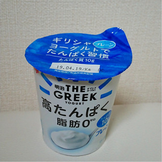 「明治 THE GREEK YOGURT プレーン カップ100g」のクチコミ画像 by レビュアーさん