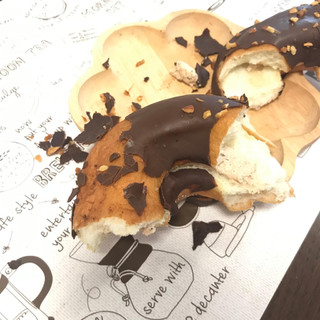 「セブン-イレブン もっちりドーナツ チョコホイップクリーム」のクチコミ画像 by レビュアーさん