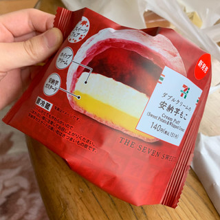 「セブン-イレブン ダブルクリームの安納芋もこ」のクチコミ画像 by いうきさん