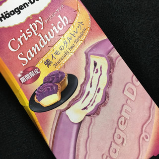 「ハーゲンダッツ クリスピーサンド 紫イモのタルトレット 箱60ml」のクチコミ画像 by まえ子んさん