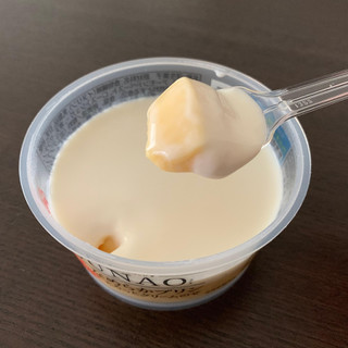 「江崎グリコ SUNAO なめらかプリン とろっとクリームのせ カップ105g」のクチコミ画像 by すずしろさん