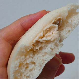 「ローソン NL 糖質オフのしっとりパン和風ツナ 2個入」のクチコミ画像 by レビュアーさん