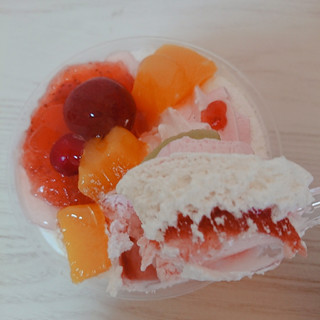 「ドンレミー 赤い果実とフルーツ」のクチコミ画像 by ぺりちゃんさん