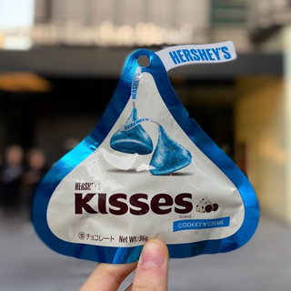 「HERSHEY’S キスチョコ クッキークリーム 袋36g」のクチコミ画像 by レビュアーさん