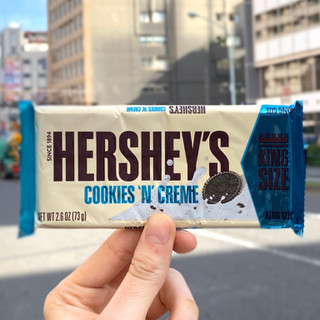 「HERSHEY’S クッキー＆クリーム キングサイズ チョコレート 袋73g」のクチコミ画像 by レビュアーさん