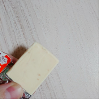 「雪印メグミルク アーモンド入りベビーチーズ 袋12g×4」のクチコミ画像 by ぺりちゃんさん