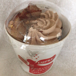 「ローソン ダブルチョコレート ダーク＆ミルク」のクチコミ画像 by まえ子んさん