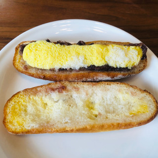 「ローソン マチノパン あんことバターのフランスパン」のクチコミ画像 by Memoさん
