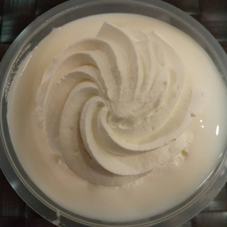 「セイコーマート YOUR SWEETS ミルクソースを絞った豊富牛乳ミルクプリン」のクチコミ画像 by レビュアーさん