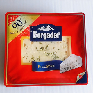 「bergader edelpilz ブルーチーズ 100g」のクチコミ画像 by ミヌゥさん