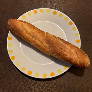 「ローソン マチノパン ミルクとバターのフランスパン」のクチコミ画像 by すずしろさん