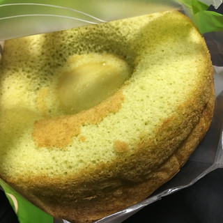 「ヤマザキ やわらか卵のシフォンケーキ やわらか抹茶のシフォンケーキ 袋1個」のクチコミ画像 by まえ子んさん