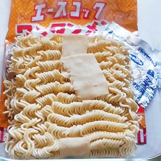 「エースコック ワンタンメン 袋5食」のクチコミ画像 by ミヌゥさん