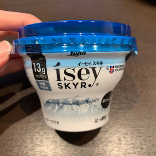 「日本ルナ Isey SKYR カップ120g」のクチコミ画像 by すずしろさん