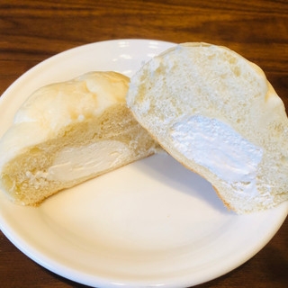 「フジパン 濃いミルクホイップパン 袋1個」のクチコミ画像 by Memoさん
