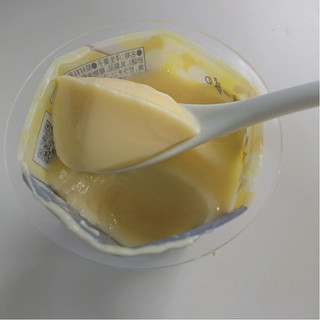 「雪印メグミルク CHEESE MEETS SWEETS 濃厚チーズプリン カップ110g」のクチコミ画像 by ぺりちゃんさん
