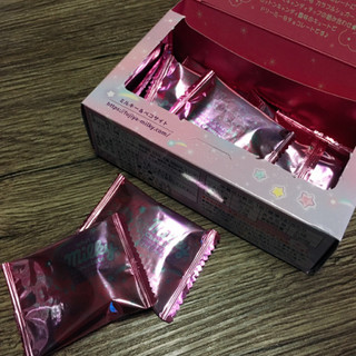 「不二家 ホワイトミルキーチョコレート コットンキャンディ 箱60g」のクチコミ画像 by しゃみ子さん