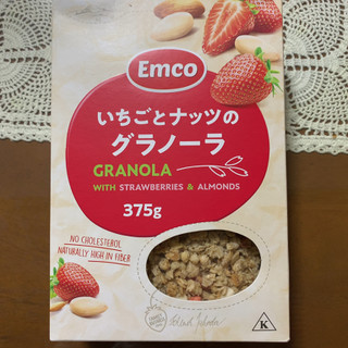 「神戸物産 Emco いちごとナッツのグラノーラ 375g」のクチコミ画像 by ボスレーさん