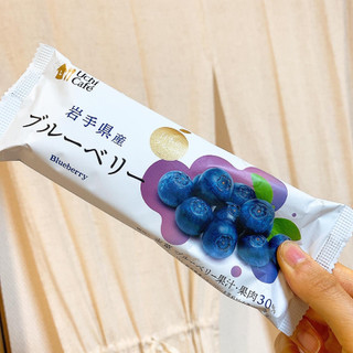 「ローソン Uchi Cafe’ SWEETS 日本のフルーツ ブルーベリー」のクチコミ画像 by aiceさん