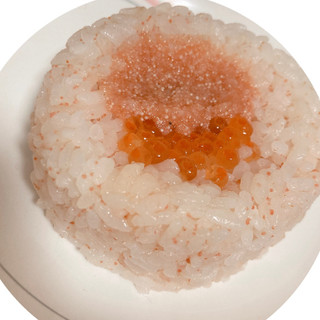 「ファミリーマート 魚卵づくしおむすび」のクチコミ画像 by もぐミさん