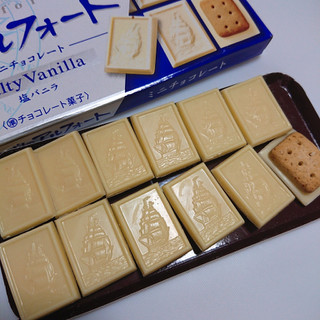 「ブルボン 白のアルフォート ミニチョコレート 箱12個」のクチコミ画像 by ぺりちゃんさん