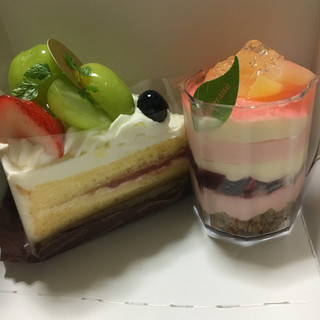 「シャトレーゼ 白桃のカップデザート」のクチコミ画像 by まえ子んさん