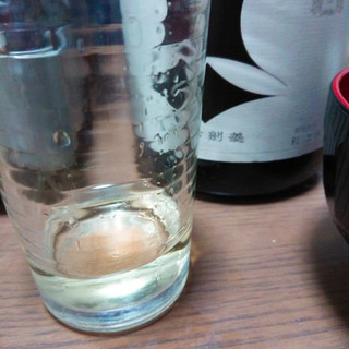 「剣菱 特撰 黒松剣菱 瓶1.8L」のクチコミ画像 by ぺりちゃんさん