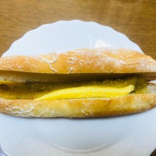 「ローソン マチノパン おいもとバターのフランスパン」のクチコミ画像 by Memoさん
