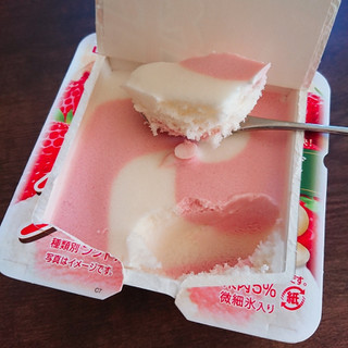「ロッテ 爽 練乳いちご カップ185ml」のクチコミ画像 by ぺりちゃんさん