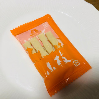 「森永製菓 小枝 メープル味 箱4本×11」のクチコミ画像 by Memoさん