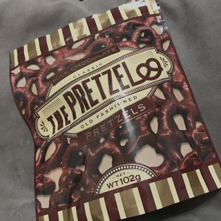 「オーバーシーズ ザ・プレッツェル ミルクチョコプレッツェル 袋102g」のクチコミ画像 by おもちまるさん