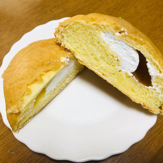「ヤマザキ メープルビスケパン ホイップ 袋1個」のクチコミ画像 by Memoさん