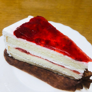 「スターバックス いちごのホワイトケーキ」のクチコミ画像 by Memoさん