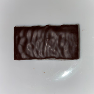 「有楽製菓 ブラックサンダー しっとりプレミアム 袋1個」のクチコミ画像 by 炭水化物の佐内さん