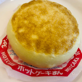 「ファミリーマート バター香るホットケーキまん」のクチコミ画像 by Memoさん