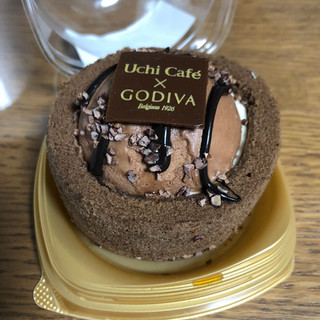 「ローソン Uchi Cafe’ SWEETS×GODIVA ショコラドーム ヴァニーユ」のクチコミ画像 by おかはるちゃんさん