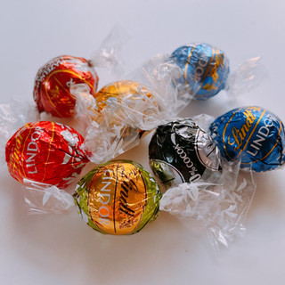 「リンツ リンドール トリュフ 5種類アソート チョコレート」のクチコミ画像 by ぺりちゃんさん