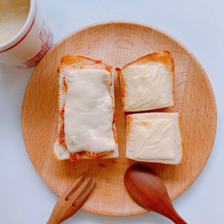 「ジャコヴィア MELTING 業務用 とろけるスライスチーズ 袋15枚」のクチコミ画像 by ぺりちゃんさん