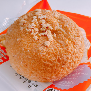 「ローソン Uchi Cafe’ SWEETS サクトロシュー さくとろカスタードクッキーシュー」のクチコミ画像 by ぺりちゃんさん