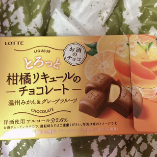 「ロッテ とろっと柑橘リキュールのチョコレート 箱10粒」のクチコミ画像 by まえ子んさん
