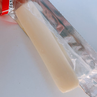 「雪印メグミルク 北海道100 さけるチーズ とうがらし味 袋25g×2」のクチコミ画像 by ぺりちゃんさん